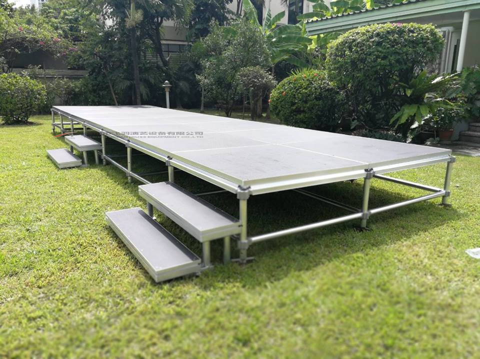 Buckle Stage